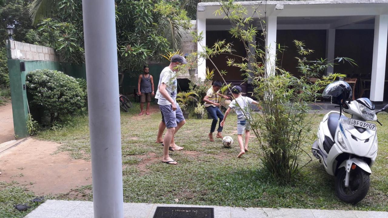 Share Safari Family Bungalow 우다왈라웨 외부 사진